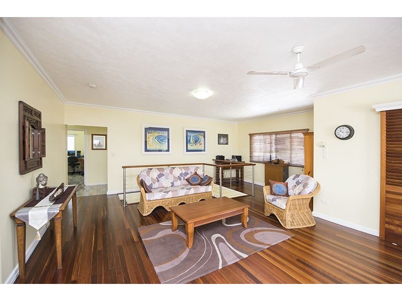 48 Fisher Street, West Gladstone QLD 4680