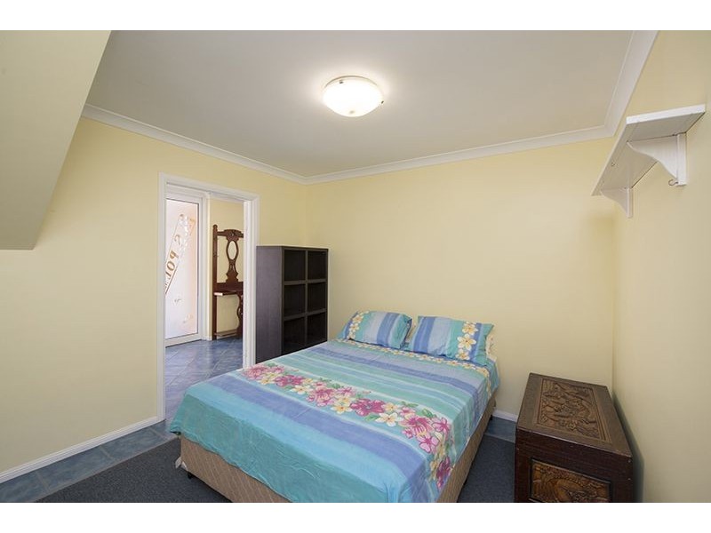 48 Fisher Street, West Gladstone QLD 4680