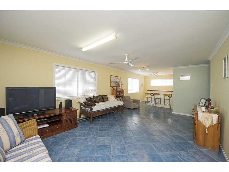 48 Fisher Street, West Gladstone QLD 4680