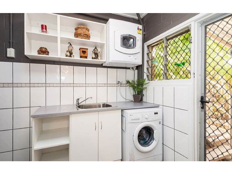 2 Kerr Street, Clinton QLD 4680