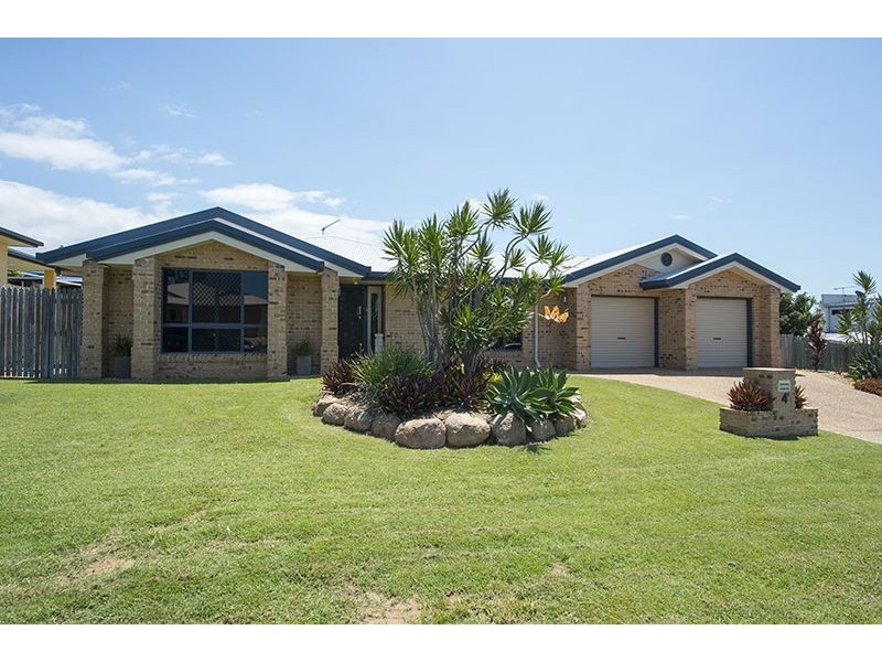 4 Leonie Court, New Auckland QLD 4680