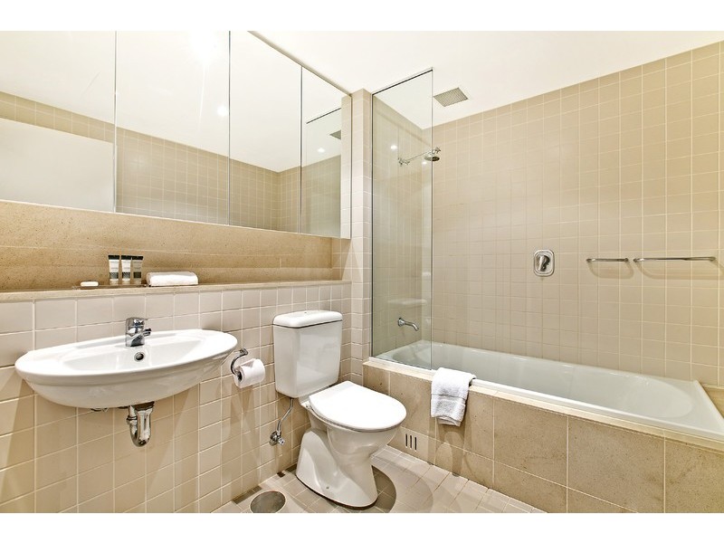 602/16 Holdfast Promenade, Glenelg SA 5045