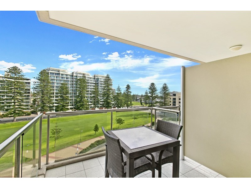 602/16 Holdfast Promenade, Glenelg SA 5045