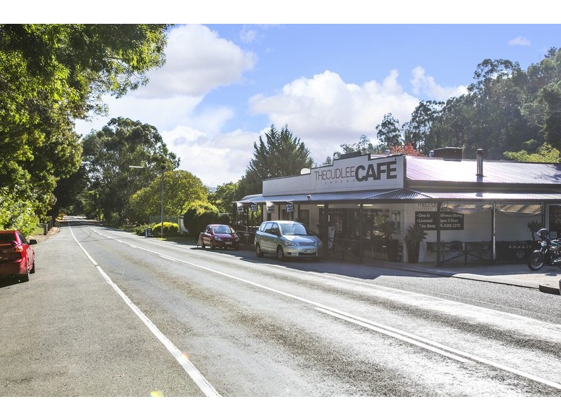 22 Hollands Creek Road, Cudlee Creek SA 5232