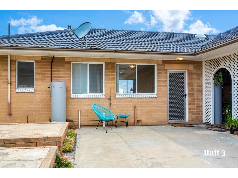 1/2 Seaview Road, West Beach SA 5024