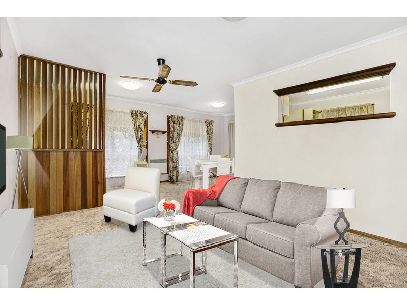 4 Spruce Avenue, Aberfoyle Park SA 5159