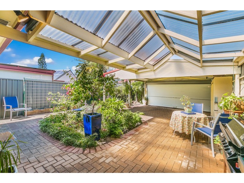 10 Regent Street, Glenelg North SA 5045