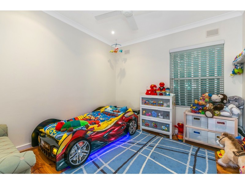 4 Eucla Avenue, Warradale SA 5046