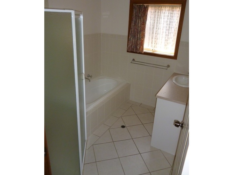 20 Margaret Street, Glandore SA 5037