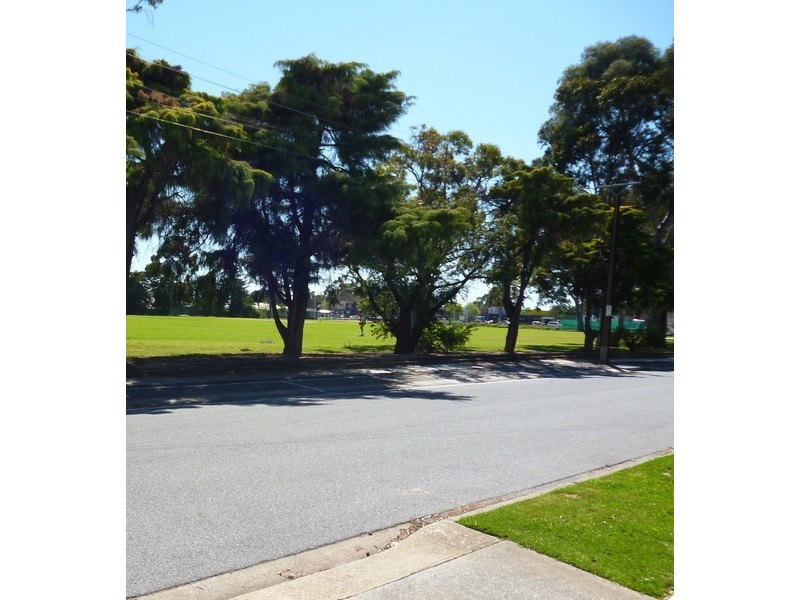 20 Margaret Street, Glandore SA 5037