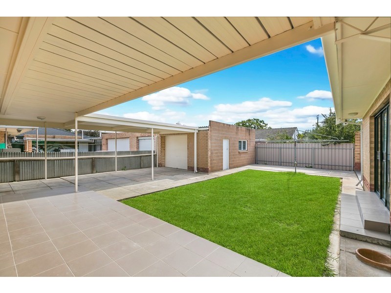21 Barker Avenue, South Plympton SA 5038