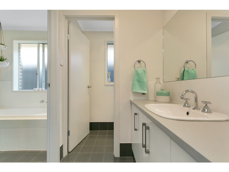 47 Chardonnay Boulevard, Reynella SA 5161