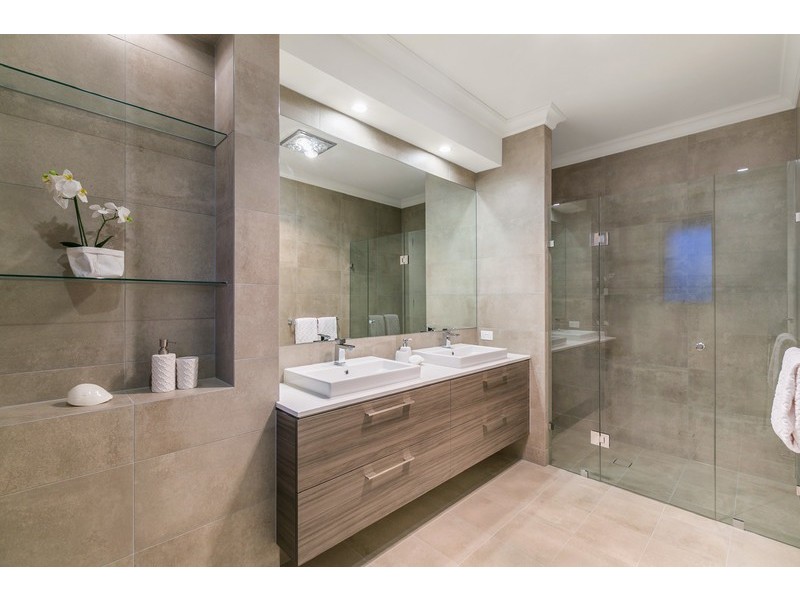 37 Hobart Road, Henley Beach South SA 5022
