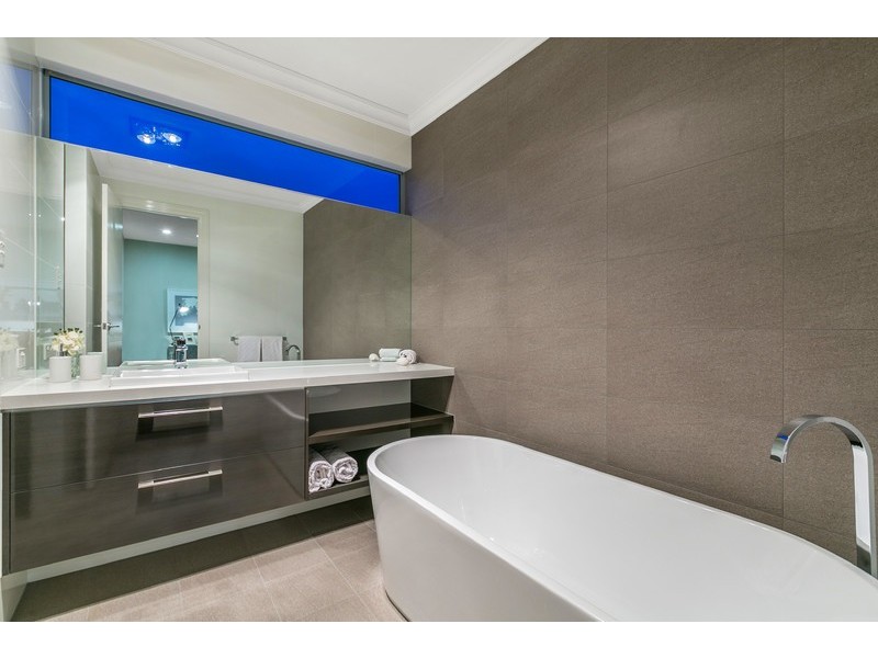 37 Hobart Road, Henley Beach South SA 5022