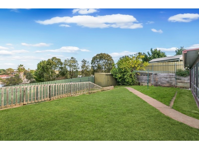 30 Doulton Drive, Trott Park SA 5158