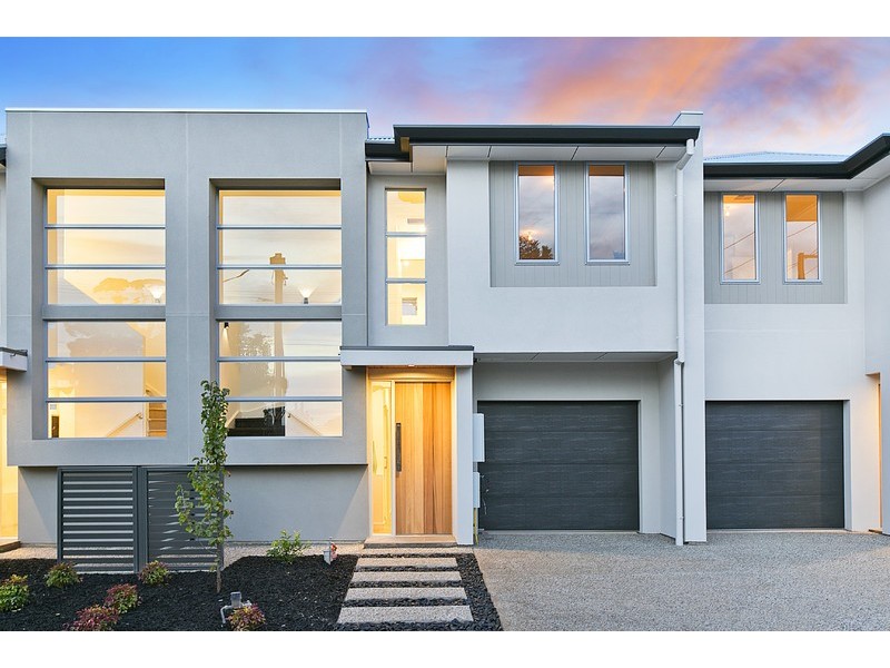 1 Letcher Road, Oaklands Park SA 5046