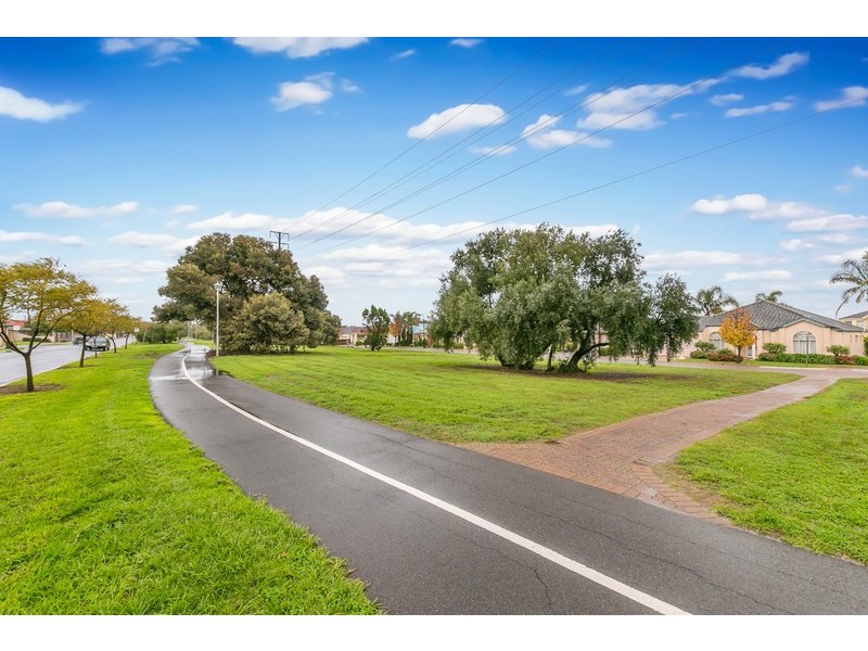 10 Birkalla Terrace, Plympton SA 5038