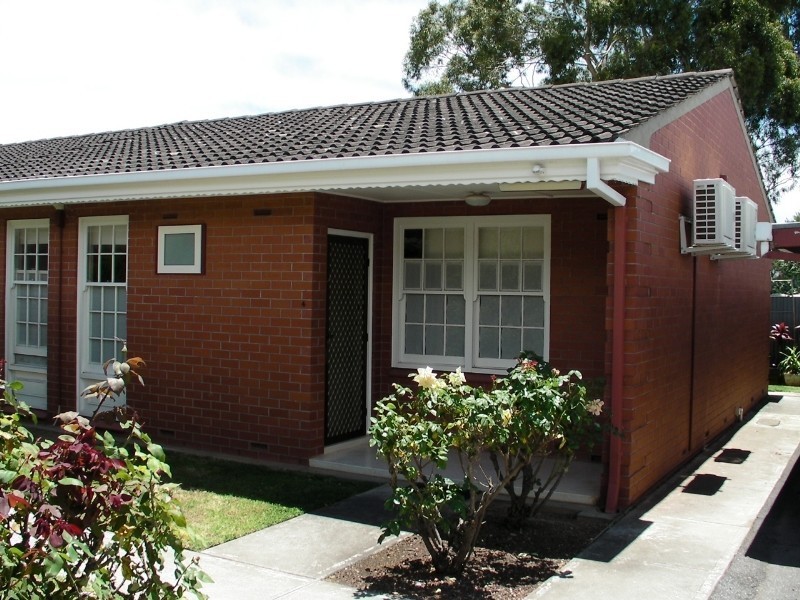 4/11 East Parade, Kingswood SA 5062