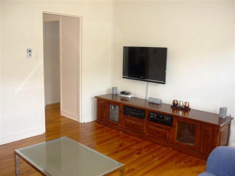 4/11 East Parade, Kingswood SA 5062