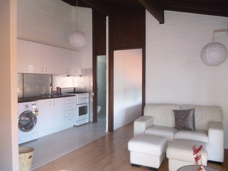 8/2 Ferguson Street, Glenelg North SA 5045