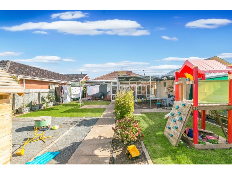 34 Hammond Road, Findon SA 5023
