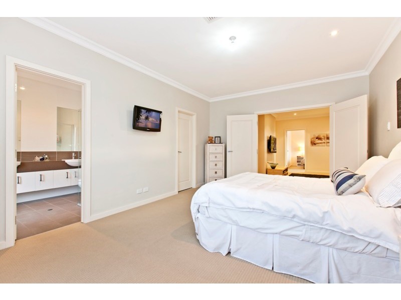 11 Neston Avenue, North Plympton SA 5037