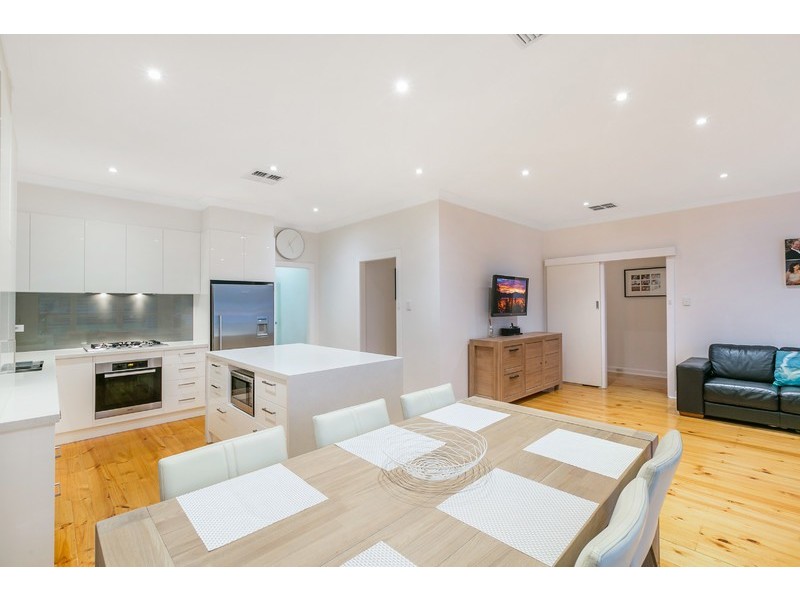 21 Fairway Avenue, Glenelg North SA 5045