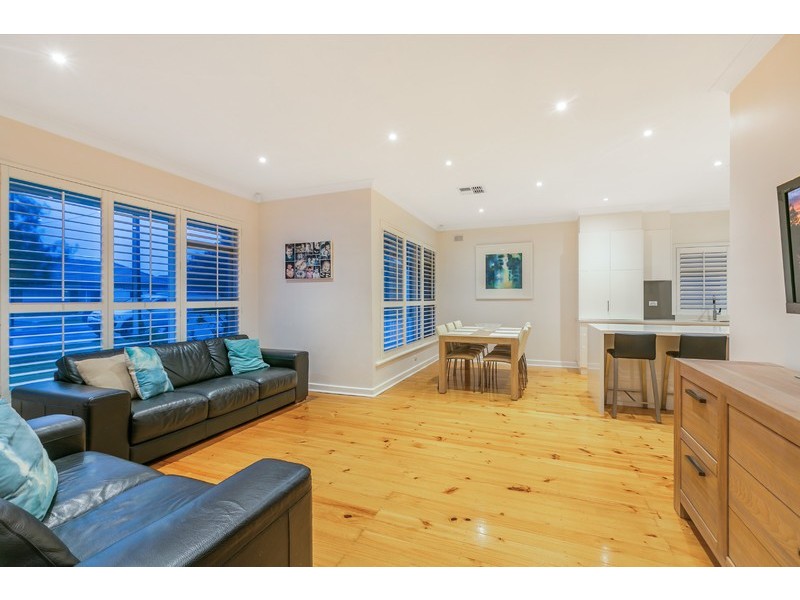 21 Fairway Avenue, Glenelg North SA 5045