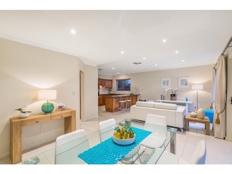 2A Mayfair Avenue, Somerton Park SA 5044