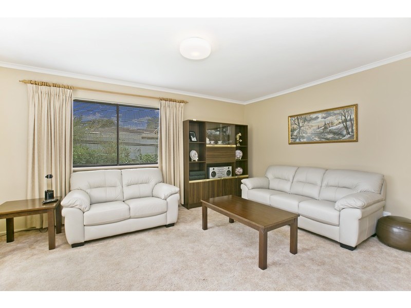 15 Magnolia Avenue, Happy Valley SA 5159