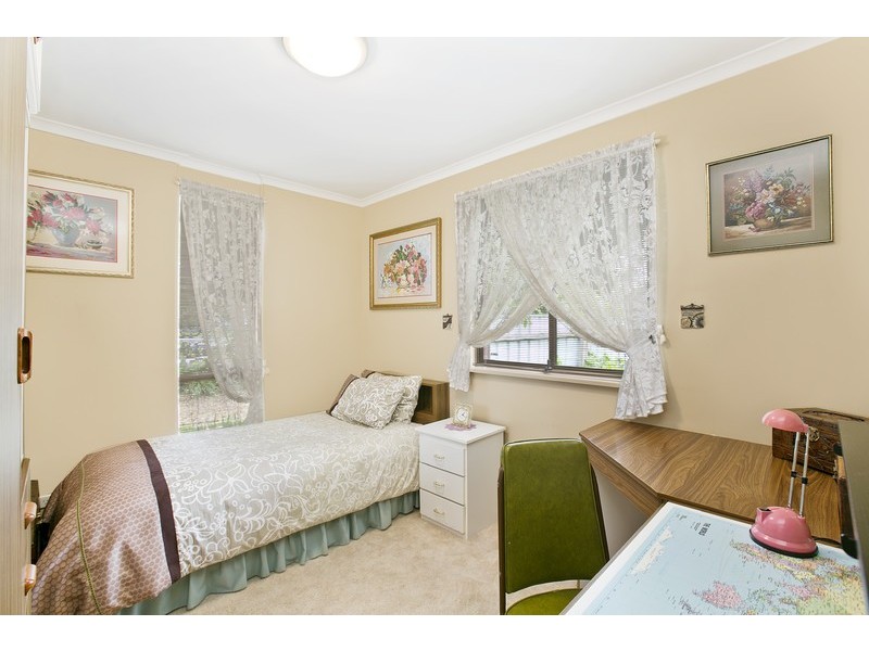 15 Magnolia Avenue, Happy Valley SA 5159
