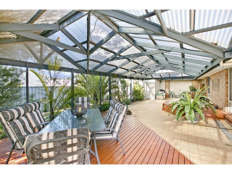 2 Stanford Glen, Seaford Rise SA 5169