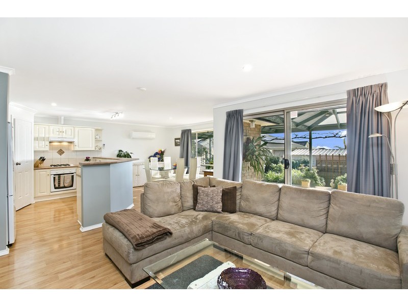 2 Stanford Glen, Seaford Rise SA 5169
