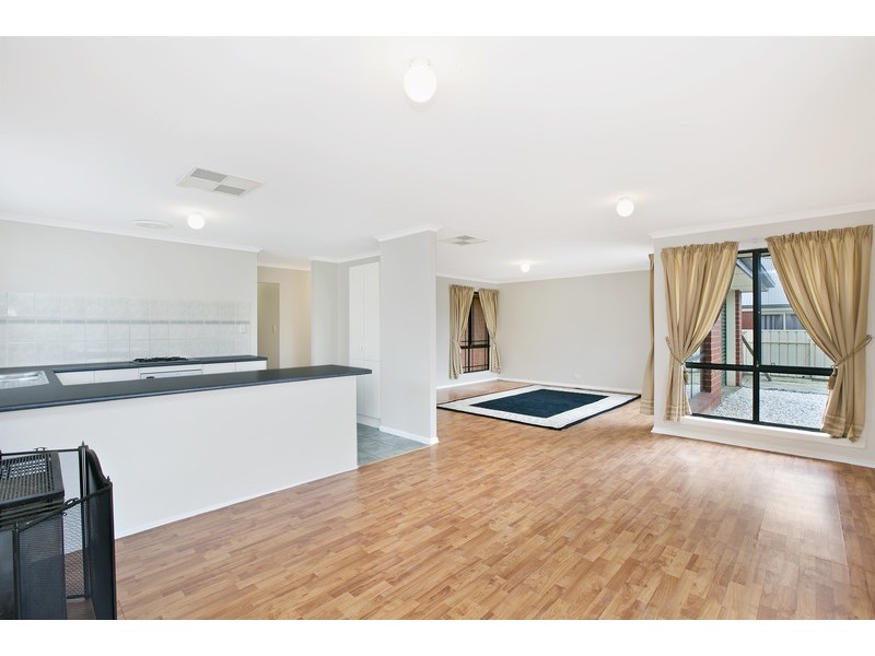 13 John Walk, Flagstaff Hill SA 5159