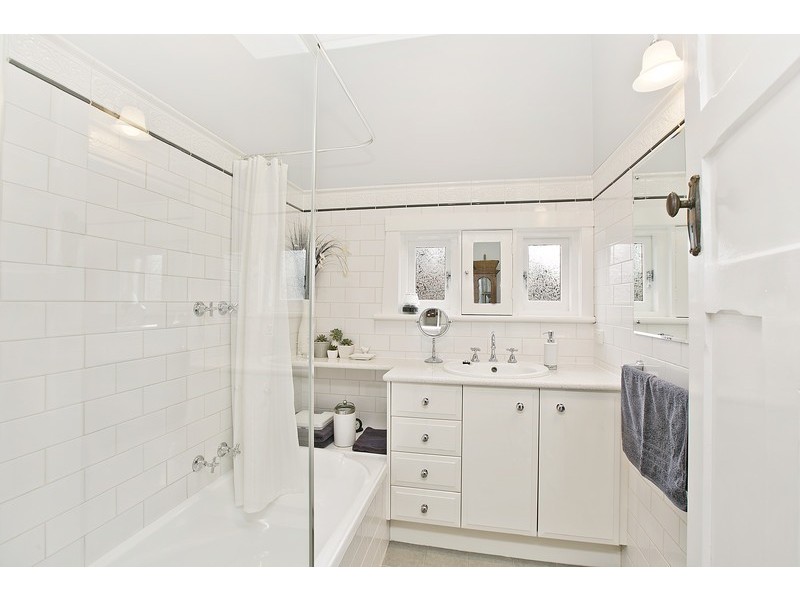 6 Waymouth Avenue, Glandore SA 5037
