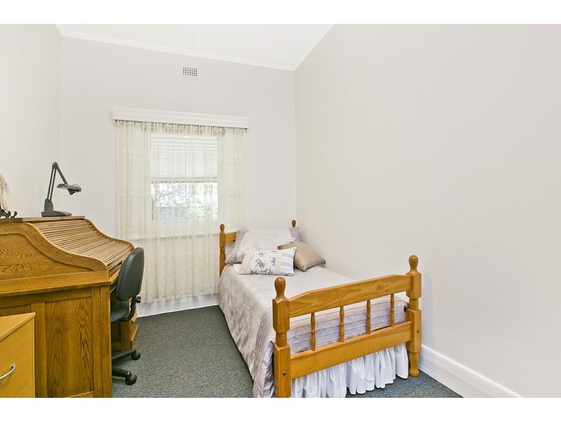 6 Waymouth Avenue, Glandore SA 5037