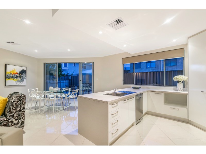 17A Albany Close, Oaklands Park SA 5046