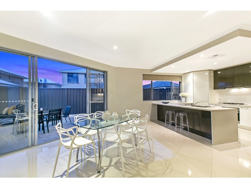 17A Albany Close, Oaklands Park SA 5046