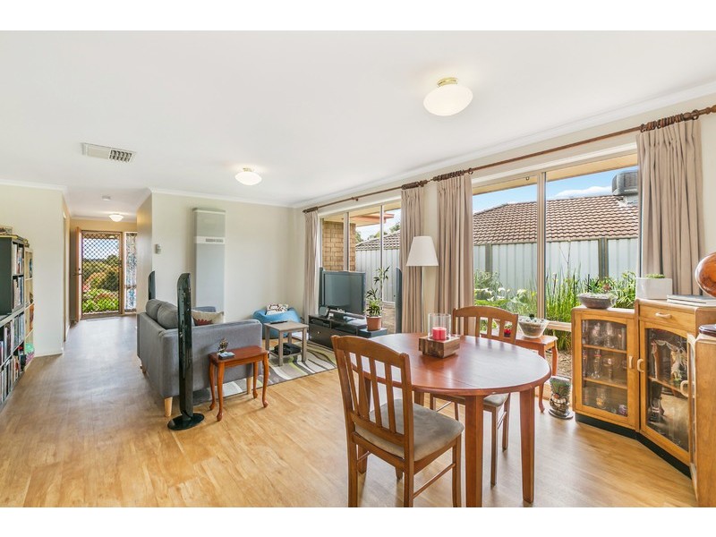 4 Lowell Court, Woodcroft SA 5162