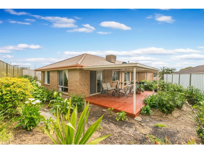 4 Lowell Court, Woodcroft SA 5162