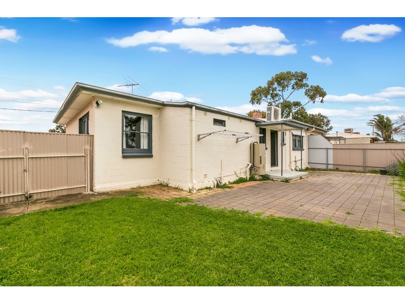 45 Kirra Avenue, Mitchell Park SA 5043