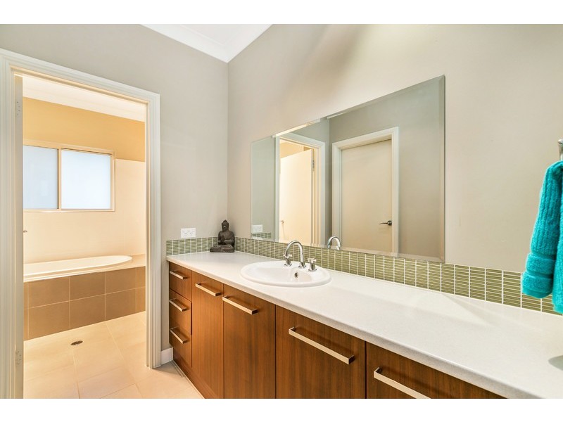 8 Orana Avenue, Glenelg North SA 5045