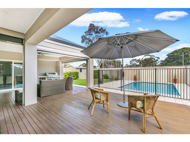 8 Orana Avenue, Glenelg North SA 5045