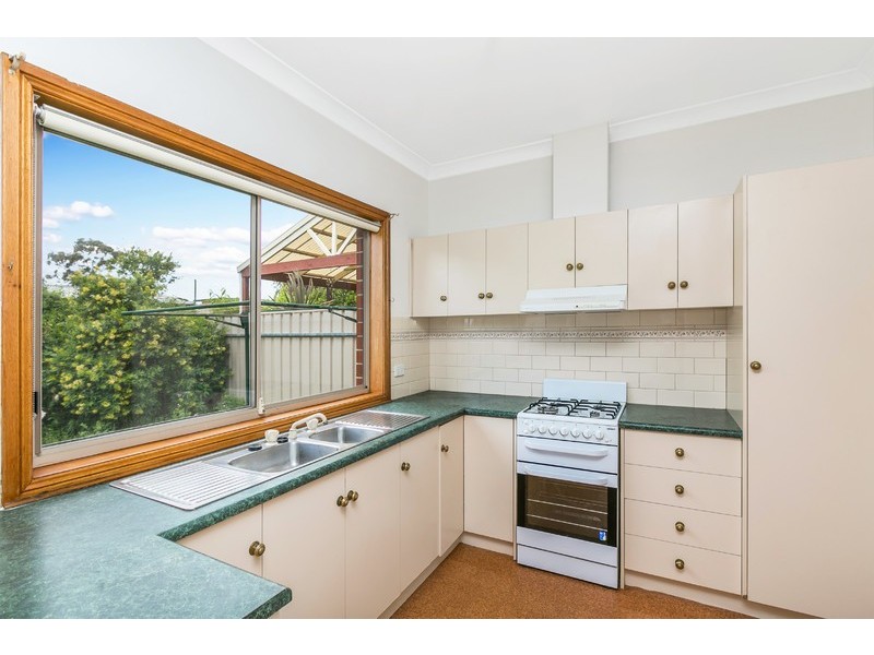 1 Read Road, Glandore SA 5037