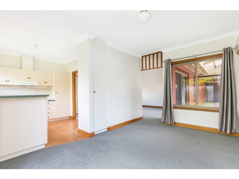 1 Read Road, Glandore SA 5037