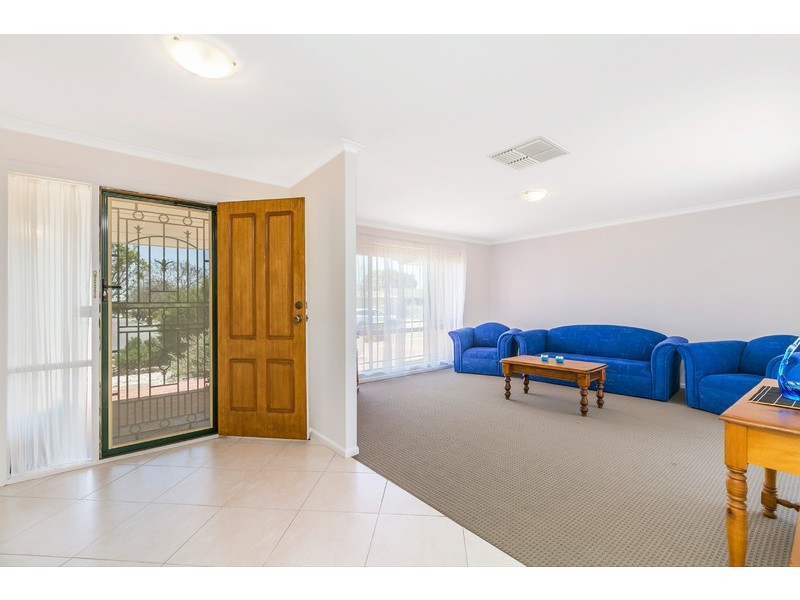 26 Kensington Street, Clovelly Park SA 5042