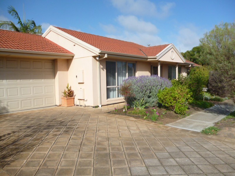2 Burnley Grove, Mitchell Park SA 5043