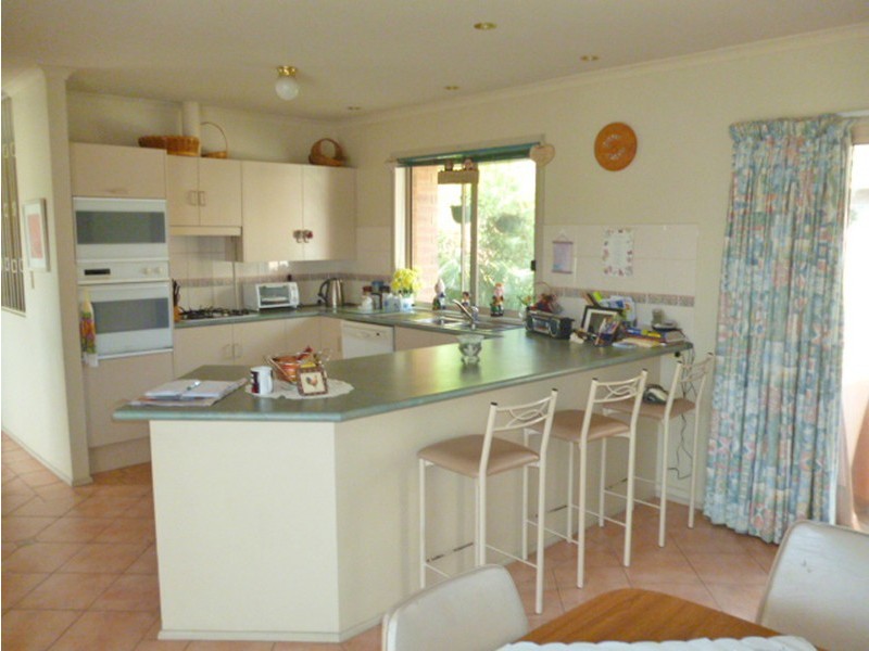 2 Burnley Grove, Mitchell Park SA 5043