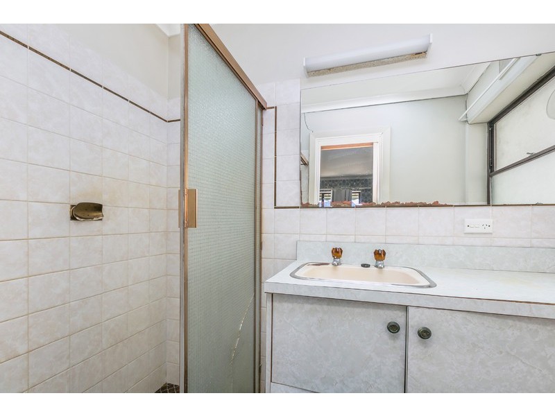 10 Broden Road, West Beach SA 5024