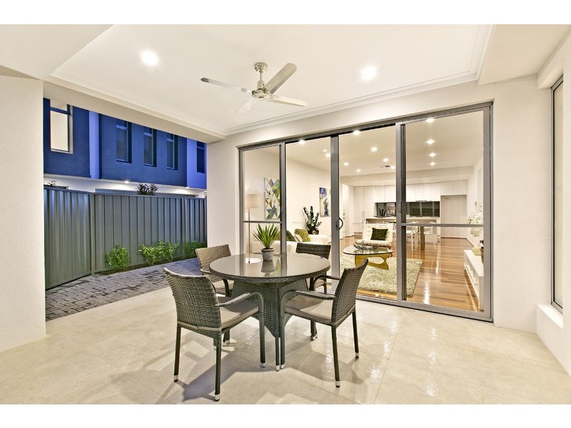 24 Birdwood Terrace, North Plympton SA 5037